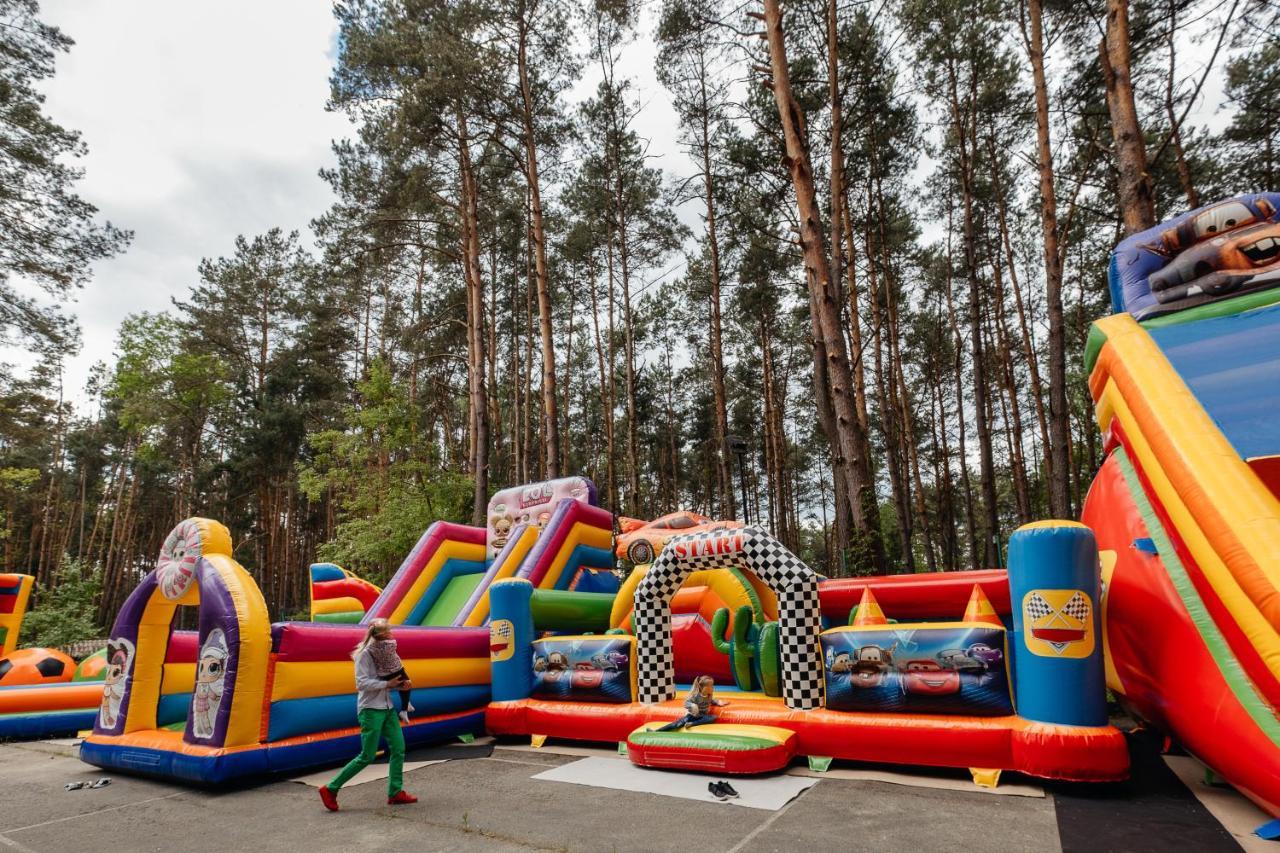 Lesny Apartament Nad Zalewem Kielce Exteriör bild
