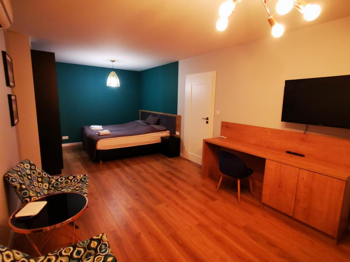 Lesny Apartament Nad Zalewem Kielce Exteriör bild