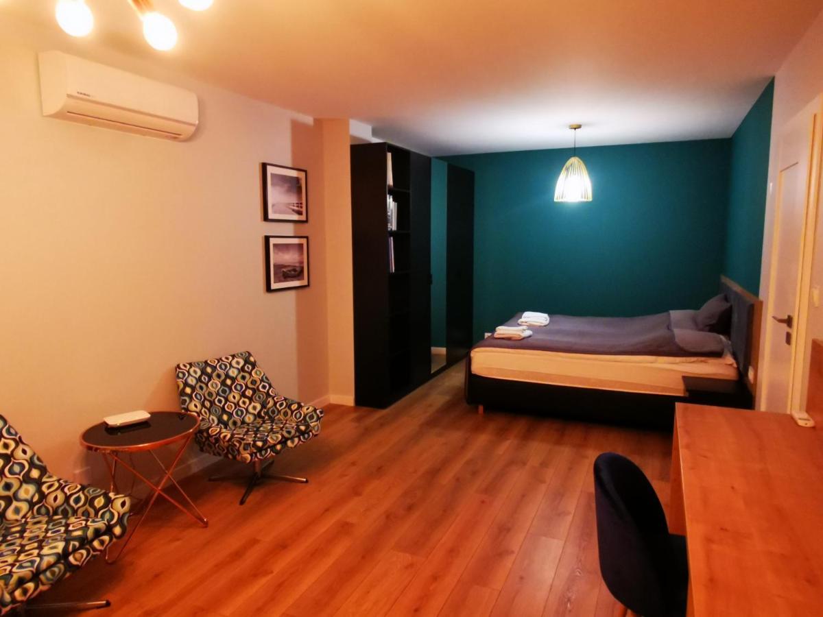 Lesny Apartament Nad Zalewem Kielce Exteriör bild